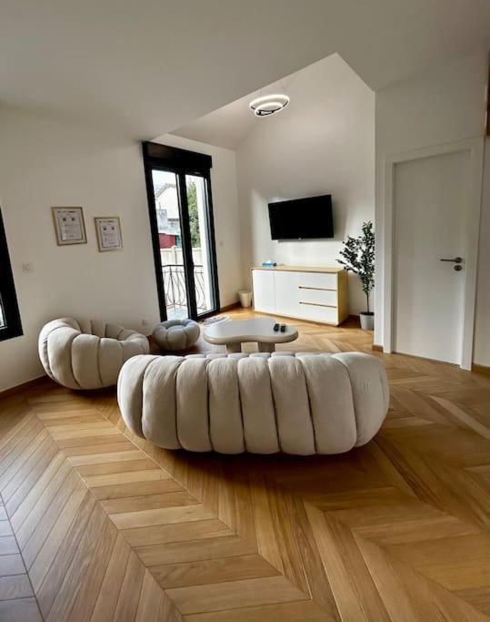 Maison Cosy, Grand Paris, A 3 Minutes Du Metro Вильжюиф Экстерьер фото