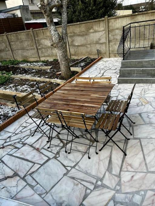 Maison Cosy, Grand Paris, A 3 Minutes Du Metro Вильжюиф Экстерьер фото